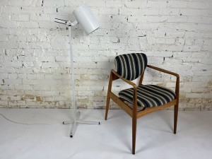 Incredible Mid-century Modern extendable metal floor lamp made in Norway - stands 48"H -fully extended 63"H