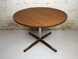 Handsome Mid-century Modern circular occasional table /side table comprised of teak & metal -- lovely combo - 29.5"D x 22"H - $475