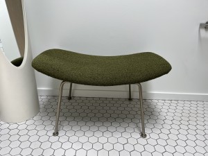 Big Oyster foot stool designed by Pierre Poulin for Artifort 1964 $450