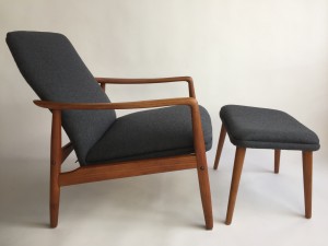 Danish teak reclining lounge chair and matching ottoman by SL Mobler Denmark - newly upholstered in a lovely medium grey wool - this beauty has 2 lounge positions - (SOLD)