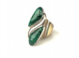 Impressive designed Silver Ring with stunning Malachite stones - $120