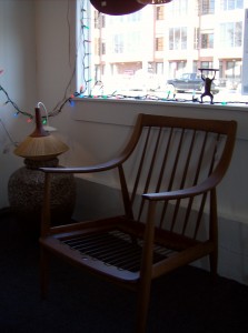 Mid-century modern Danish teak lounge chair by well known designer Peter Hvidt - (SOLD)
