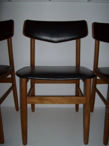 Incredibe set of 6 Danish teak dining chairs - great design - perfect for your Mid-century modern inspired dining area!!! - (SOLD)