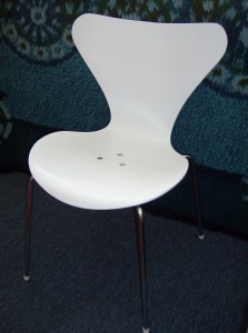 Original Arne Jacobsen Ant chair for Fritz Hansen - Denmark - 1973 - Color - white - unfortunately someone's repair was to put 3 bolts through the seat - so yours for only - (SOLD)